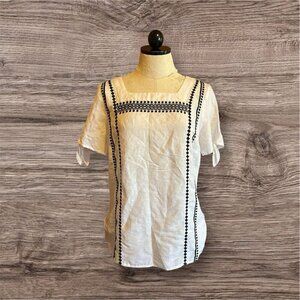 Talbots LINEN White Embordered Design Tunic Top Short Sleeve Square NWT S Beach